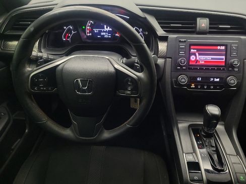 Used 2018 Honda Civic Sport image 22