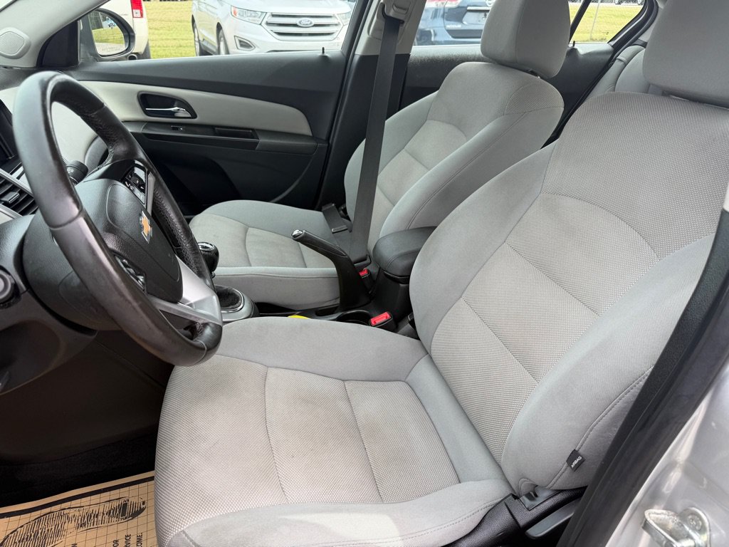 Used 2014 Chevrolet Cruze Eco FWD image 11