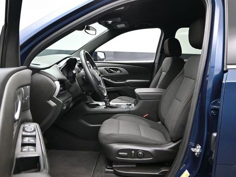 Used 2023 Chevrolet Traverse LT AWD/4WD image 22