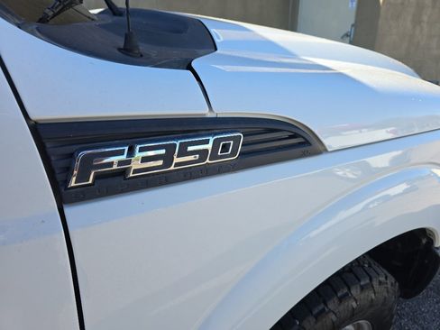 Used 2015 Ford F350 XL RWD image 11