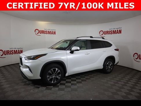 Used 2023 Toyota Highlander XLE FWD image 5
