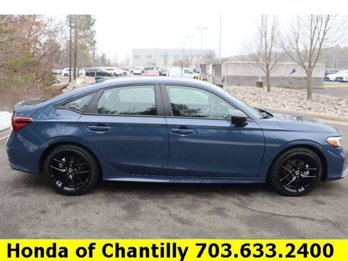 Used 2025 Honda Civic Sport image 8