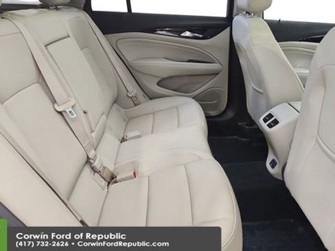 Used 2018 Buick Regal Essence w/ Driver Confidence Package #1 image 26