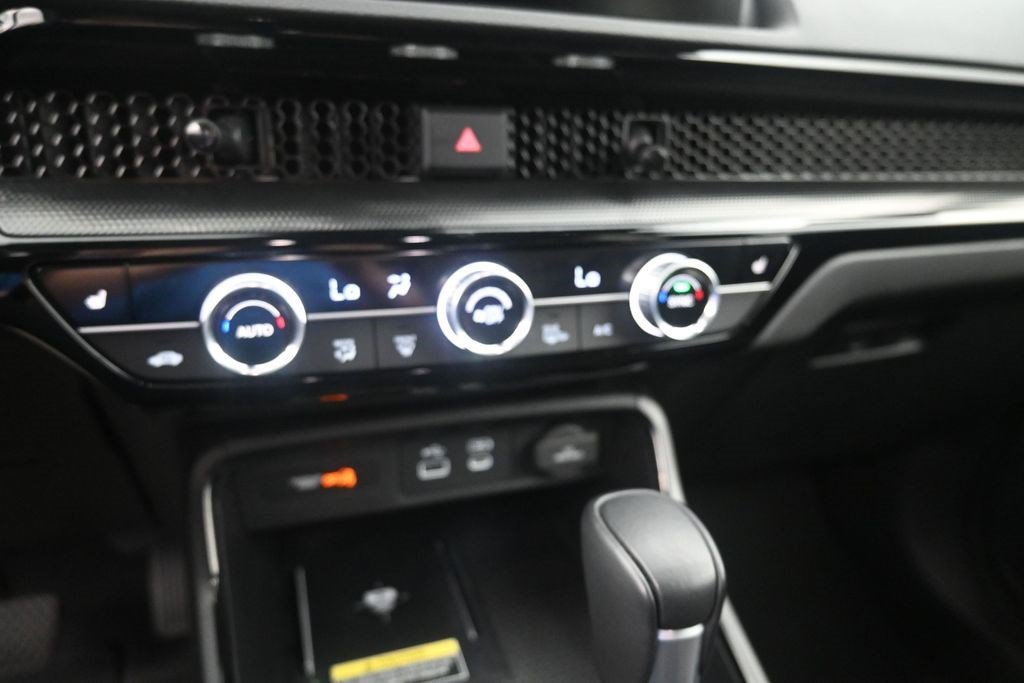 Used 2024 Honda CR-V Sport Touring image 25