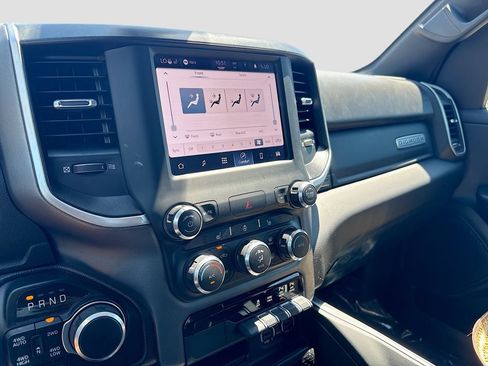 Used 2022 RAM 1500 Big Horn AWD/4WD image 15