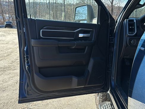 Used 2024 RAM 2500 Big Horn w/ Night Edition image 12