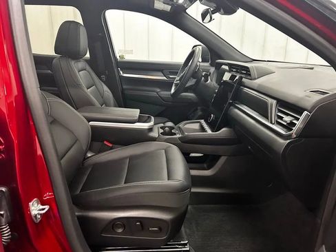 Used 2026 GMC Terrain Elevation w/ Elevation Premium Package image 21