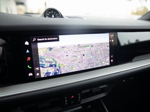 Certified 2024 Porsche Cayenne Coupe image 16