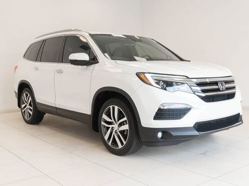 Used 2018 Honda Pilot Elite image 8