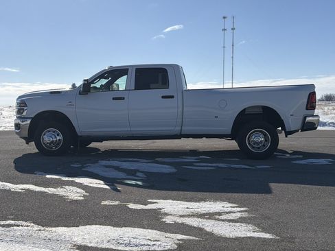 Used 2025 RAM 3500 Tradesman image 33