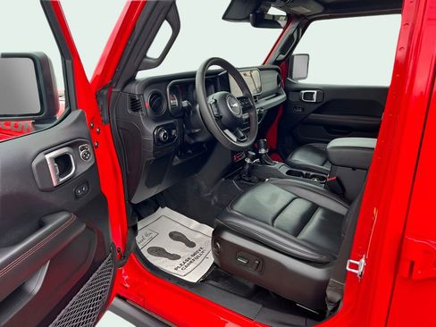 Used 2024 Jeep Wrangler Unlimited Rubicon AWD/4WD image 7