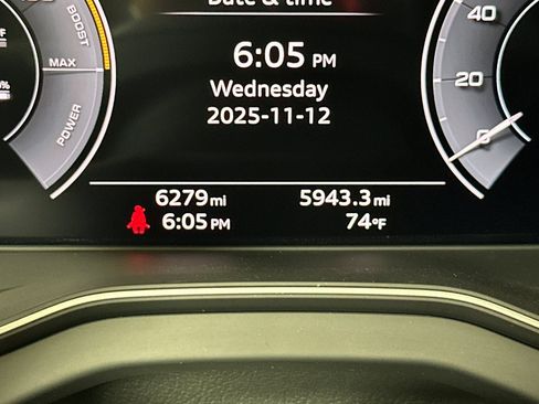 Used 2024 Audi Q5 e Premium Plus w/ Premium Plus Package image 22