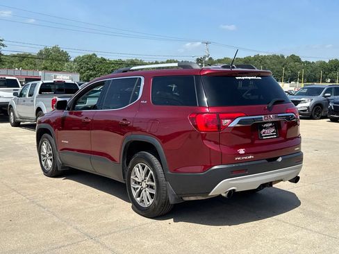 Used 2017 GMC Acadia SLE AWD/4WD image 4
