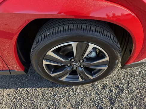 Used 2025 Lexus UX 300h AWD image 7