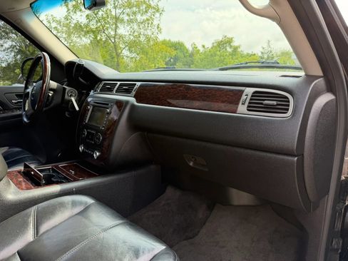 Used 2008 GMC Yukon Denali AWD/4WD image 12