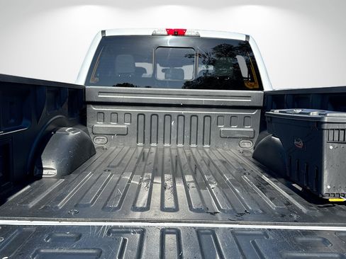 Used 2022 Ford F150 XLT w/ Equipment Group 302A High image 11