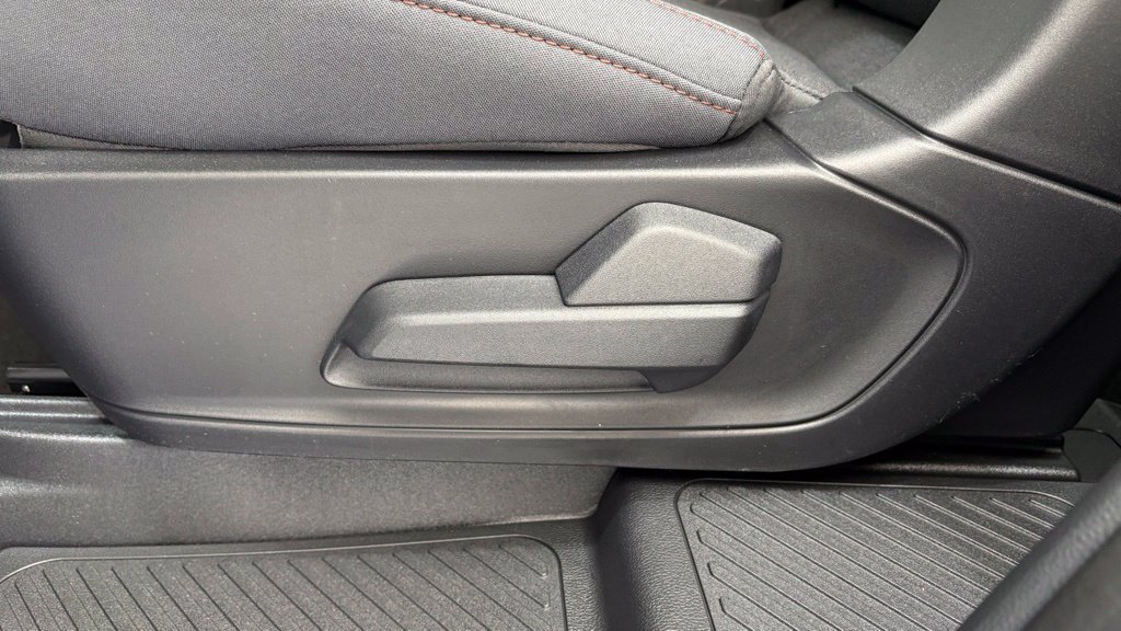 New 2026 Ford Explorer Active AWD/4WD image 19