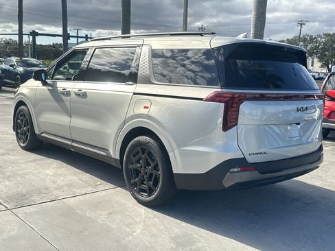 New 2026 Kia Carnival SX Prestige image 10