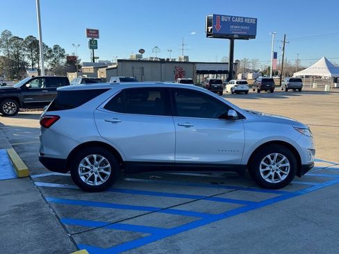 Used 2019 Chevrolet Equinox LT image 4