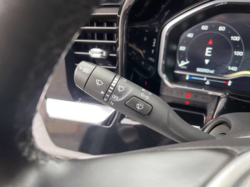 Used 2023 GMC Sierra 1500 SLE image 26