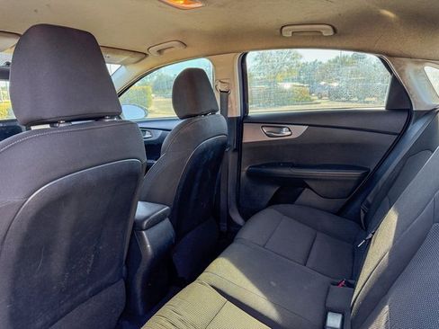 Used 2019 Kia Forte LXS image 14