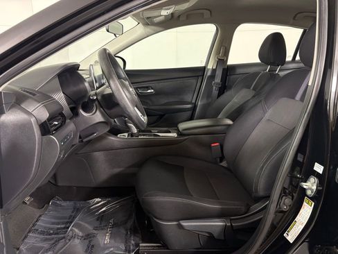Used 2024 Nissan Sentra SV image 18