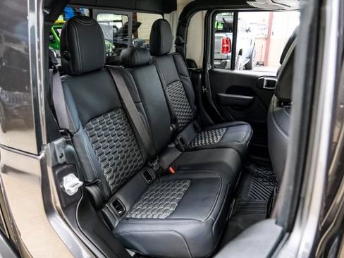 Used 2025 Jeep Gladiator Sport AWD/4WD image 70