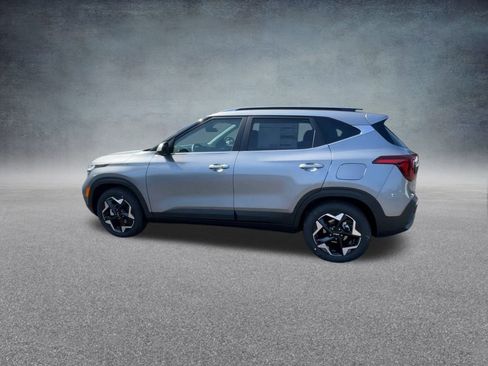Used 2026 Kia Seltos EX image 15