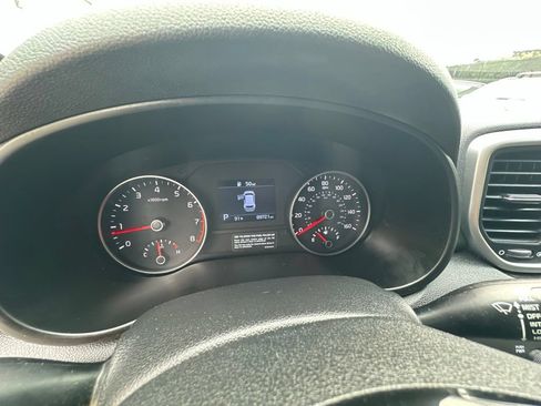 Used 2020 Kia Sportage LX AWD/4WD image 13