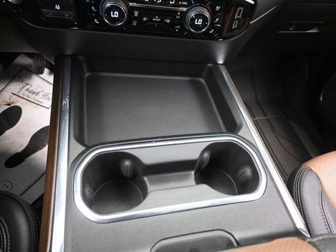Used 2024 Chevrolet Silverado 3500 High Country w/ High Country Premium Package AWD/4WD image 11