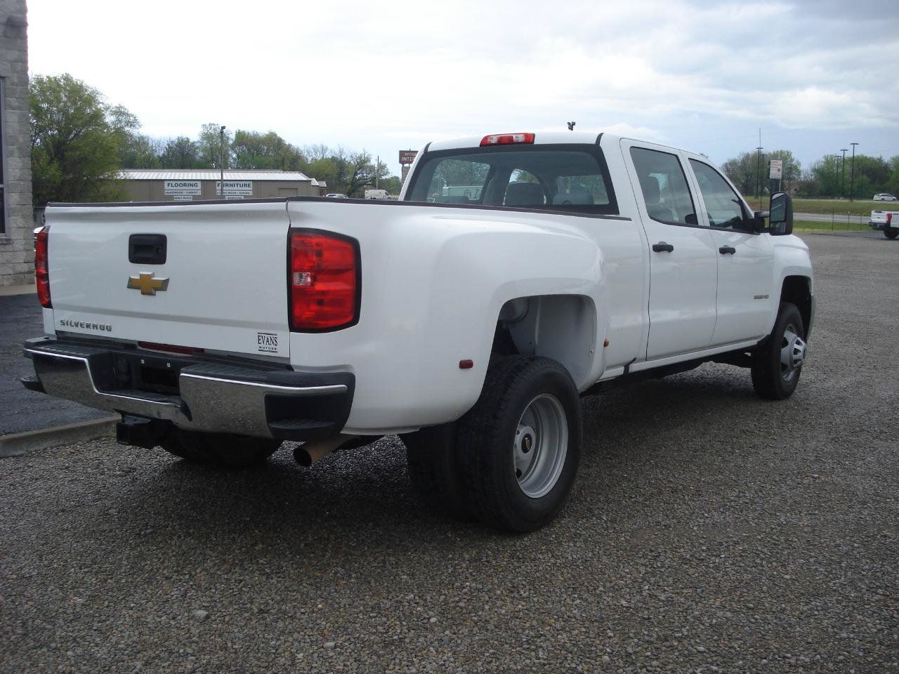 Used 2017 Chevrolet Silverado 3500 W/T RWD image 8
