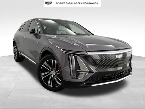 Used 2024 Cadillac Lyriq Luxury AWD/4WD image 1