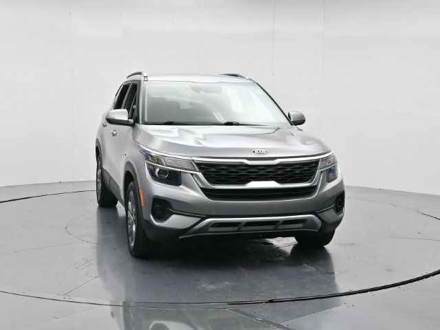 Used 2021 Kia Seltos S AWD/4WD image 4