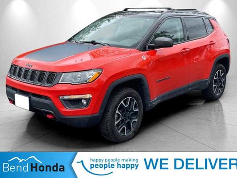 Used 2020 Jeep Compass Trailhawk AWD/4WD image 1