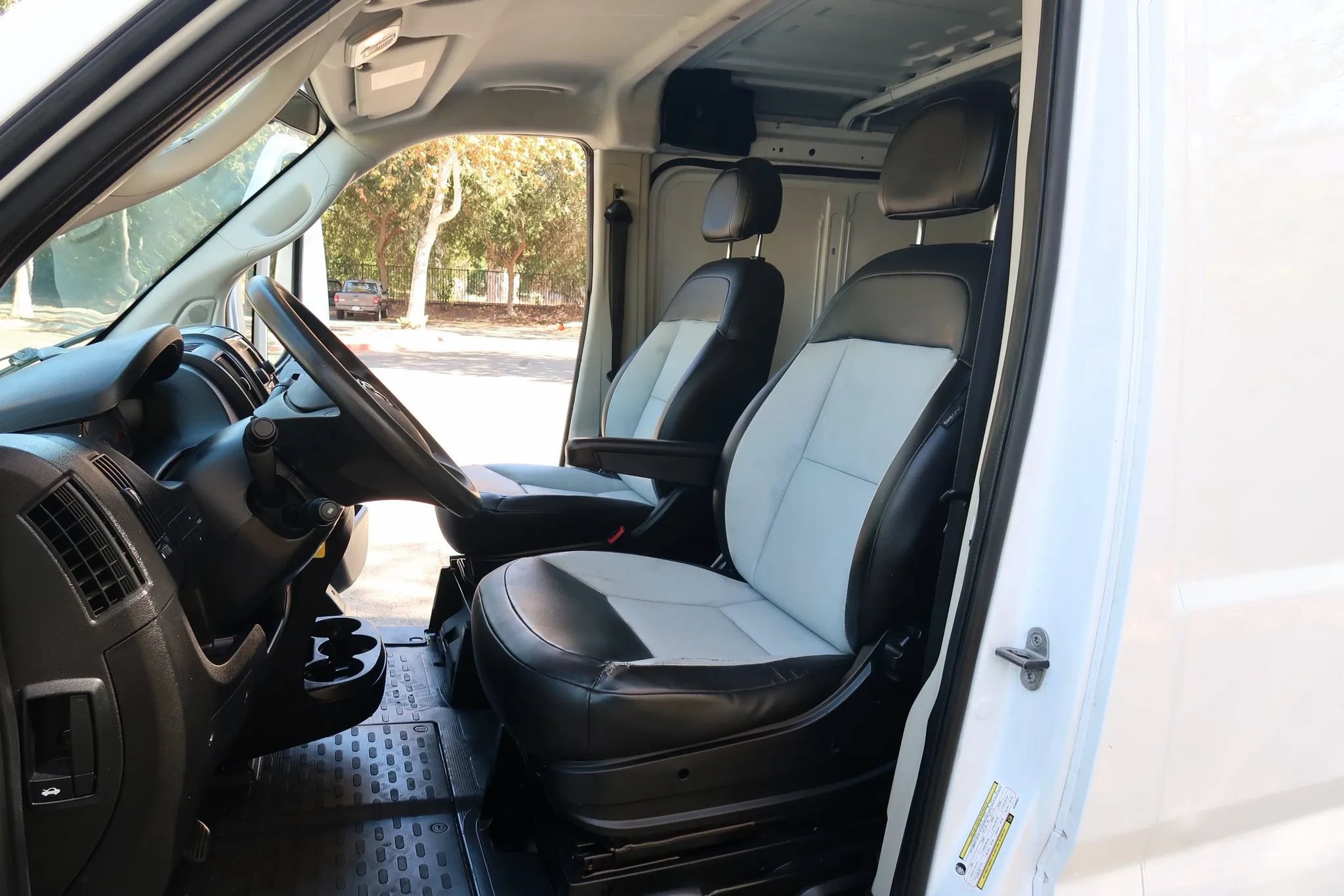 Used 2019 RAM ProMaster 1500 FWD image 19
