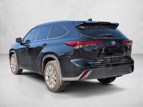 Used 2020 Toyota Highlander Limited AWD/4WD image 7