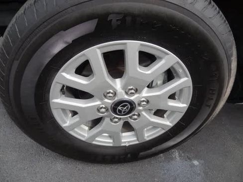 Used 2024 Toyota Tacoma SR5 image 17