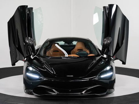 Used 2020 McLaren 720S Luxury image 11