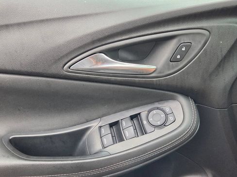 Used 2025 Buick Encore GX Preferred FWD image 29