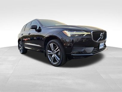 Used 2019 Volvo XC60 T6 Momentum w/ Premium Package