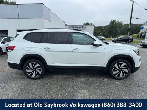 Certified 2026 Volkswagen Atlas SE AWD/4WD image 4