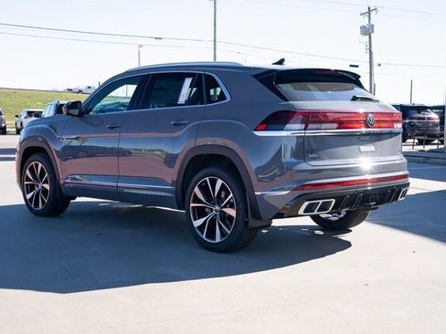 New 2026 Volkswagen Atlas Cross Sport SEL Premium R-Line image 4