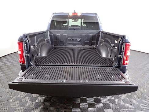 Used 2025 RAM 1500 Big Horn AWD/4WD image 16