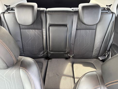 Used 2019 Chevrolet Trax LT w/ Driver Confidence Package image 43