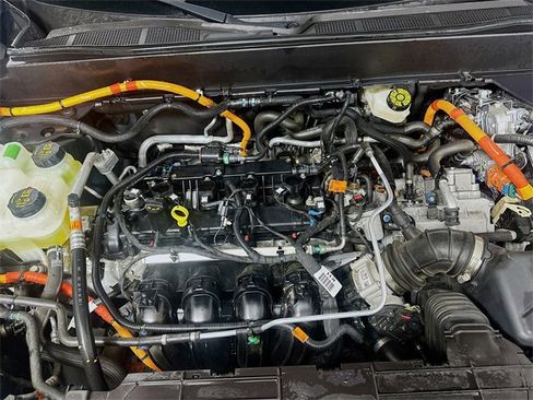 Used 2023 Ford Maverick XLT image 27