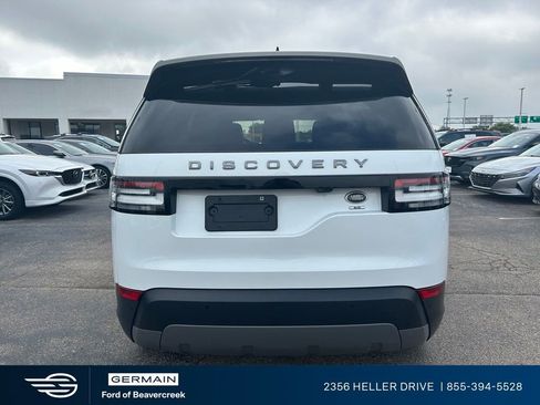 Used 2018 Land Rover Discovery SE AWD/4WD image 7