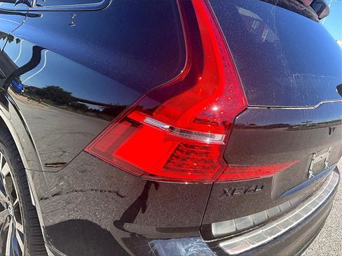 Used 2025 Volvo XC60 B5 Ultra w/ Protection Package Premier image 21