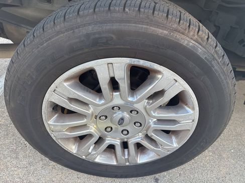 Used 2013 Ford F150 Platinum image 43