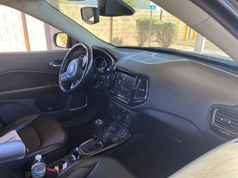 Used 2020 Jeep Compass Latitude image 5
