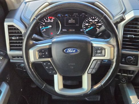 Used 2021 Ford F250 Lariat w/ Lariat Ultimate Package AWD/4WD image 20